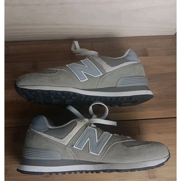 New Balance Other - New Balance 574 Core Grey/White Size 7.5 MENS - EUC